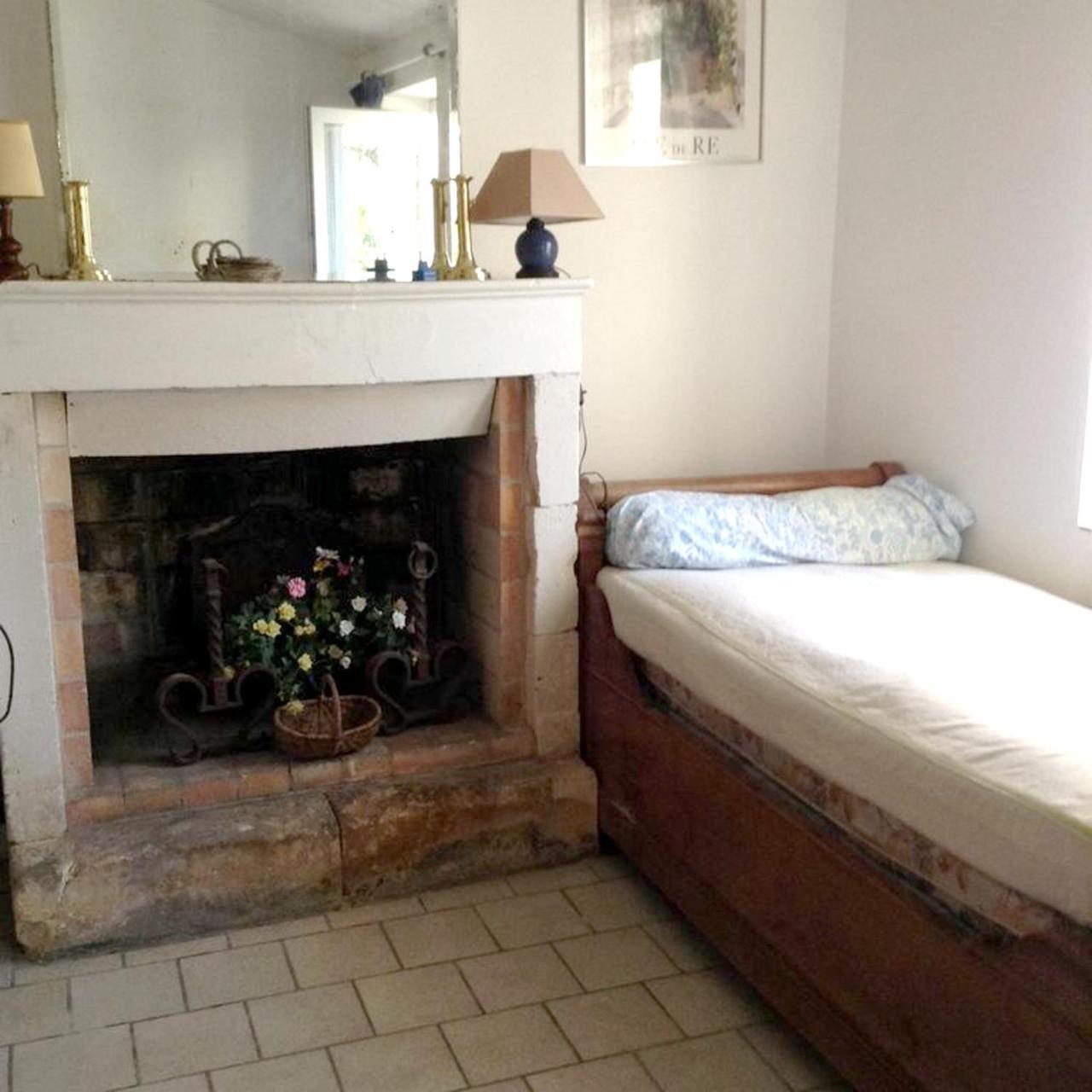 Maison Charmante A Sainte-Marie-De-Re Avec Terrasse Εξωτερικό φωτογραφία